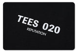 Graphic detail minimal art style 020 letter graphic t-shirt